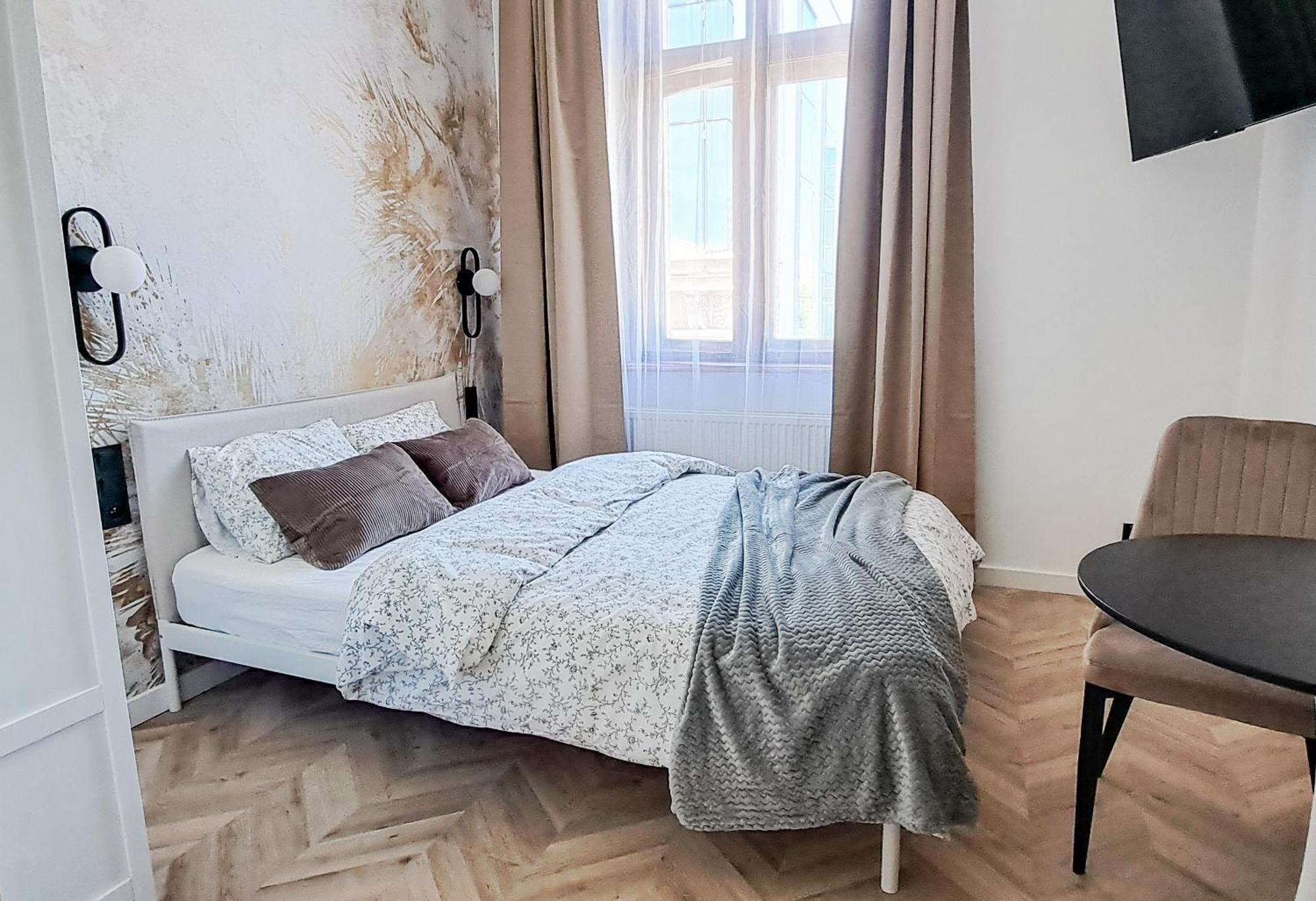 Lion Apartments - Premium Studio With Balcony Krakow Exterior photo
